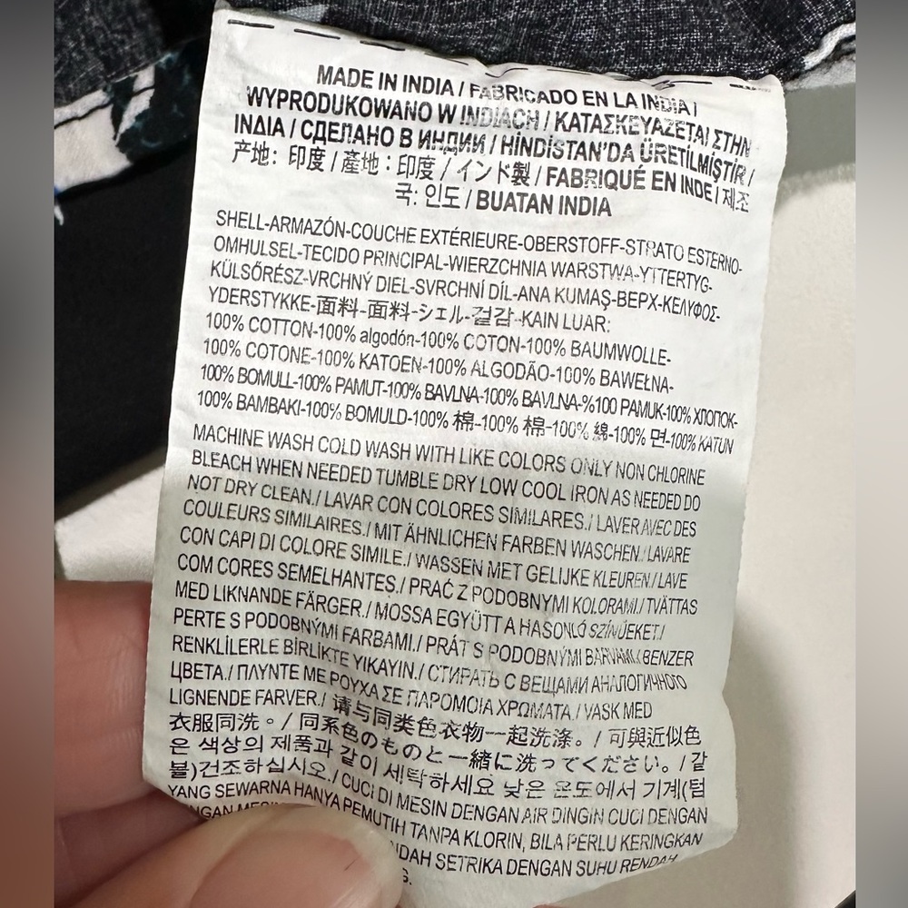 Vans button down - Picture 4 of 4
